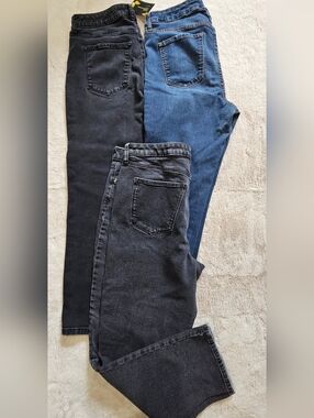EUCBundle Of 3 Nine West, Sonoma Jeans - Black and Blue Denim, Size 14